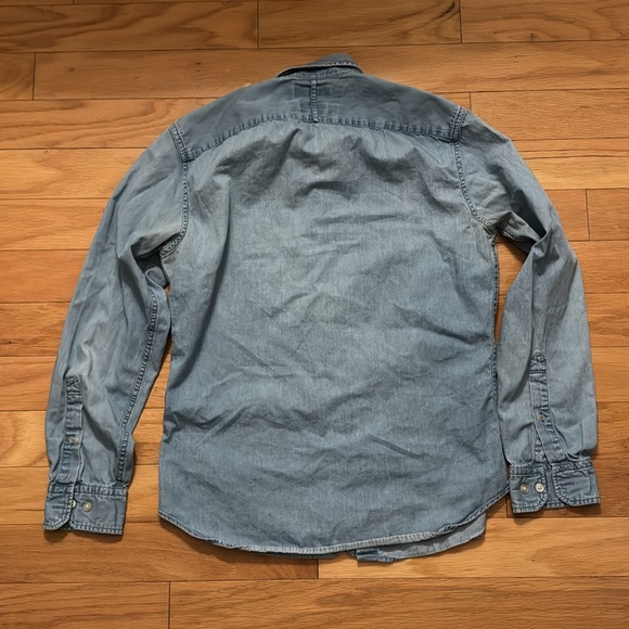 Banana Republic | men’s denim long sleeve shirt | button down | sz M | grant fit - Picture 3 of 3